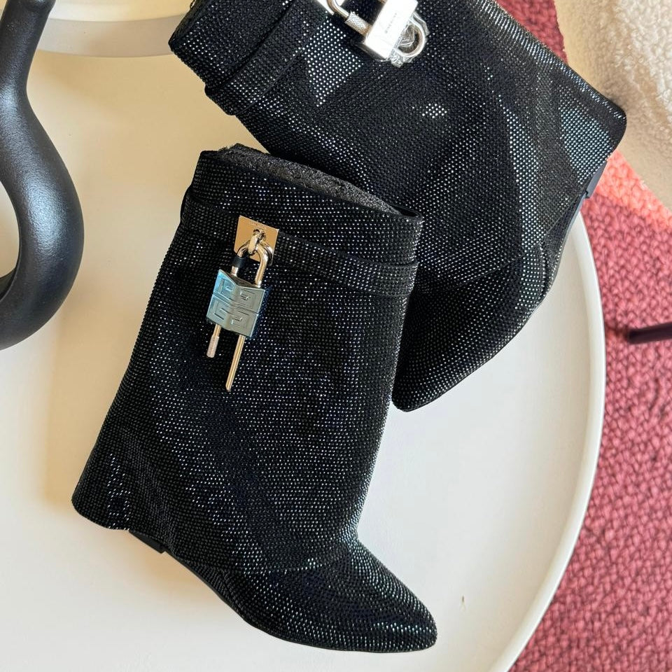 Black / 36