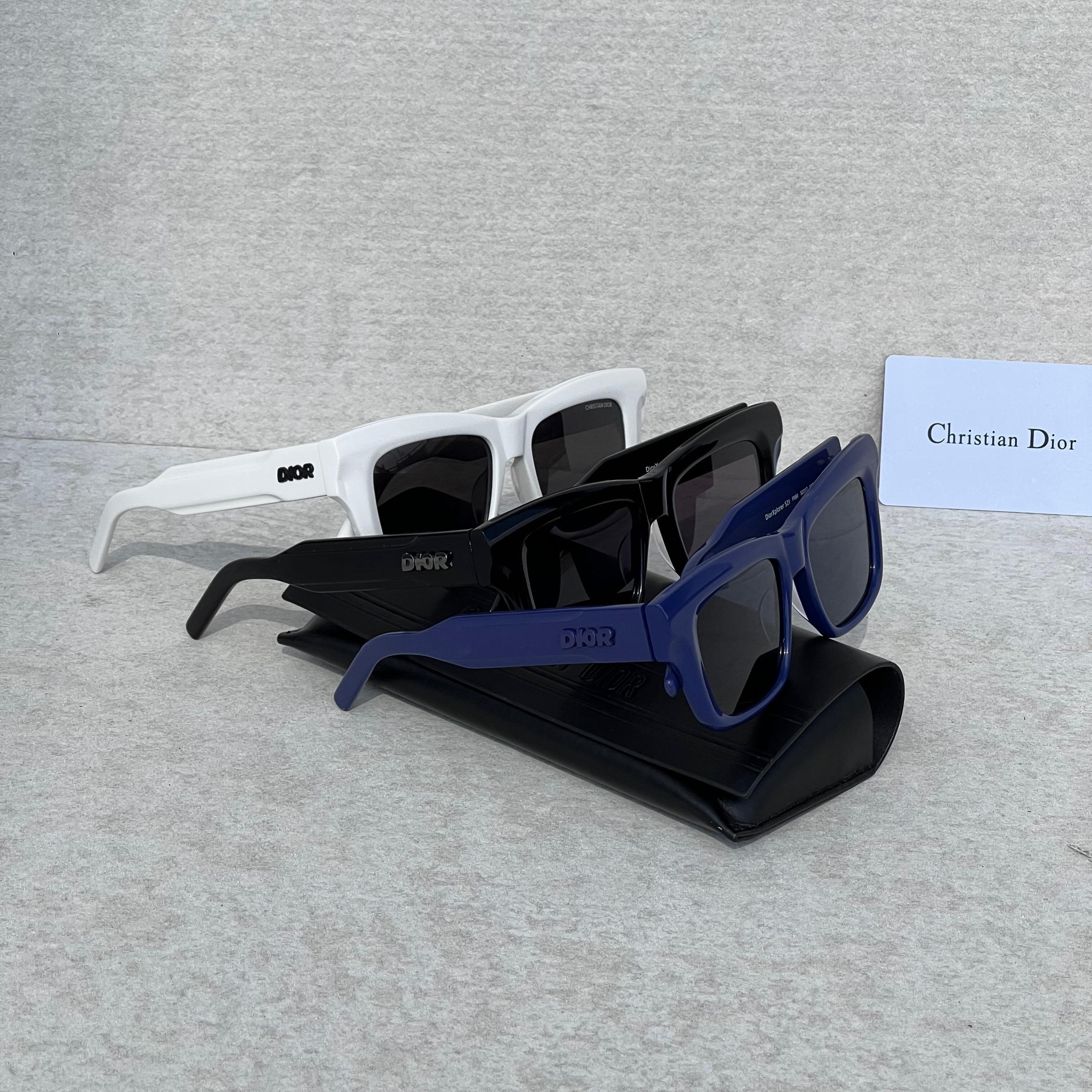 Dior BlackSuit R3U Sunglasses