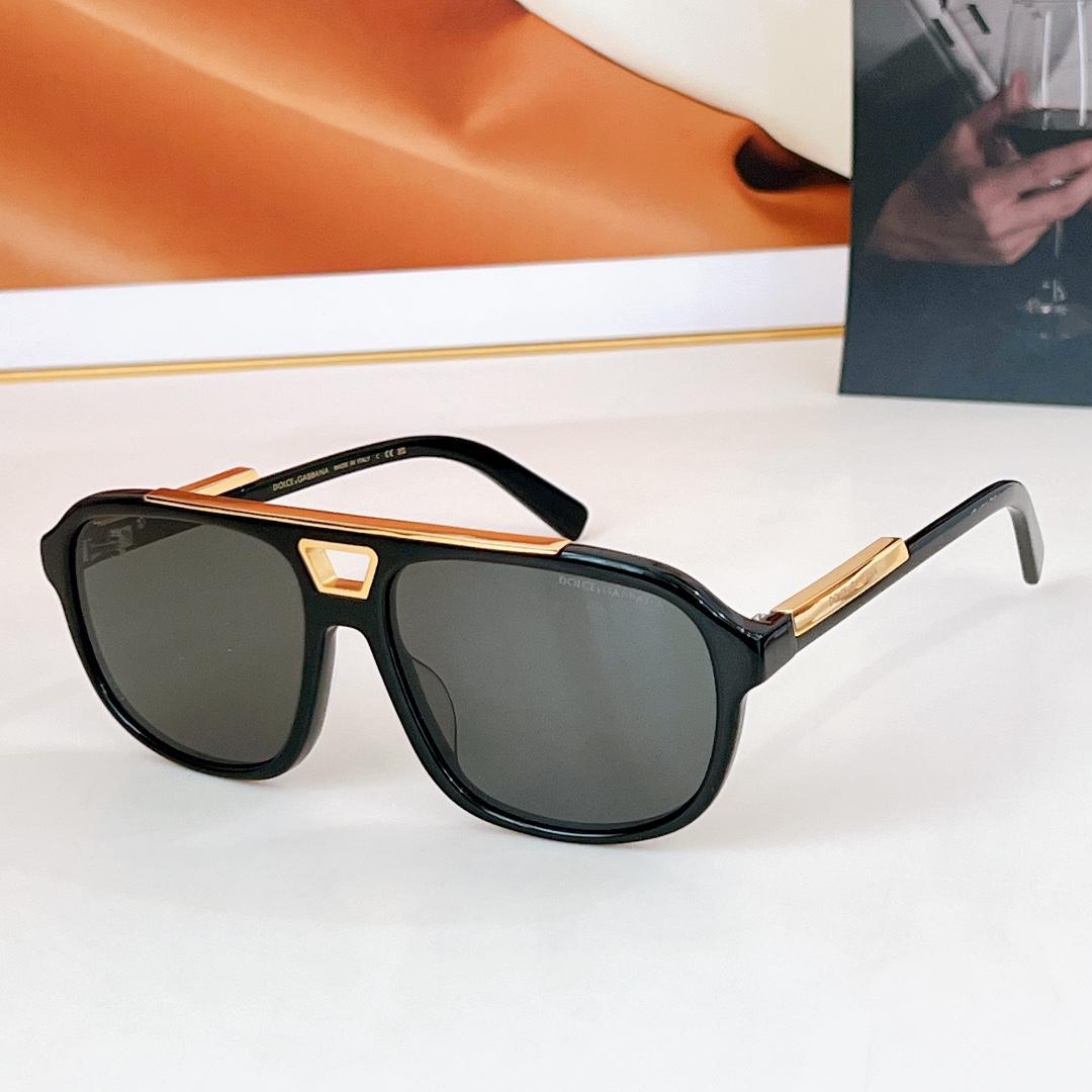 D&G DG4377 Pilot Sunglasses