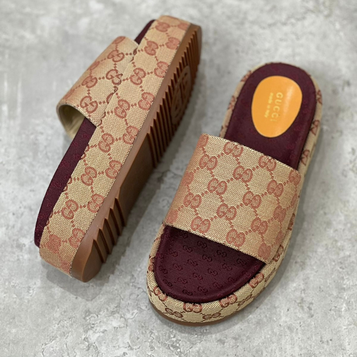 36 / Beige&maroon