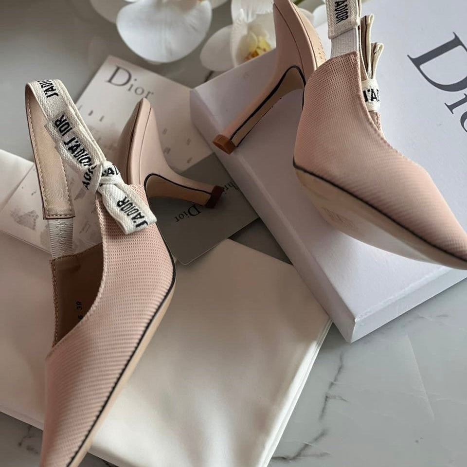 36 / Short Heels / Beige
