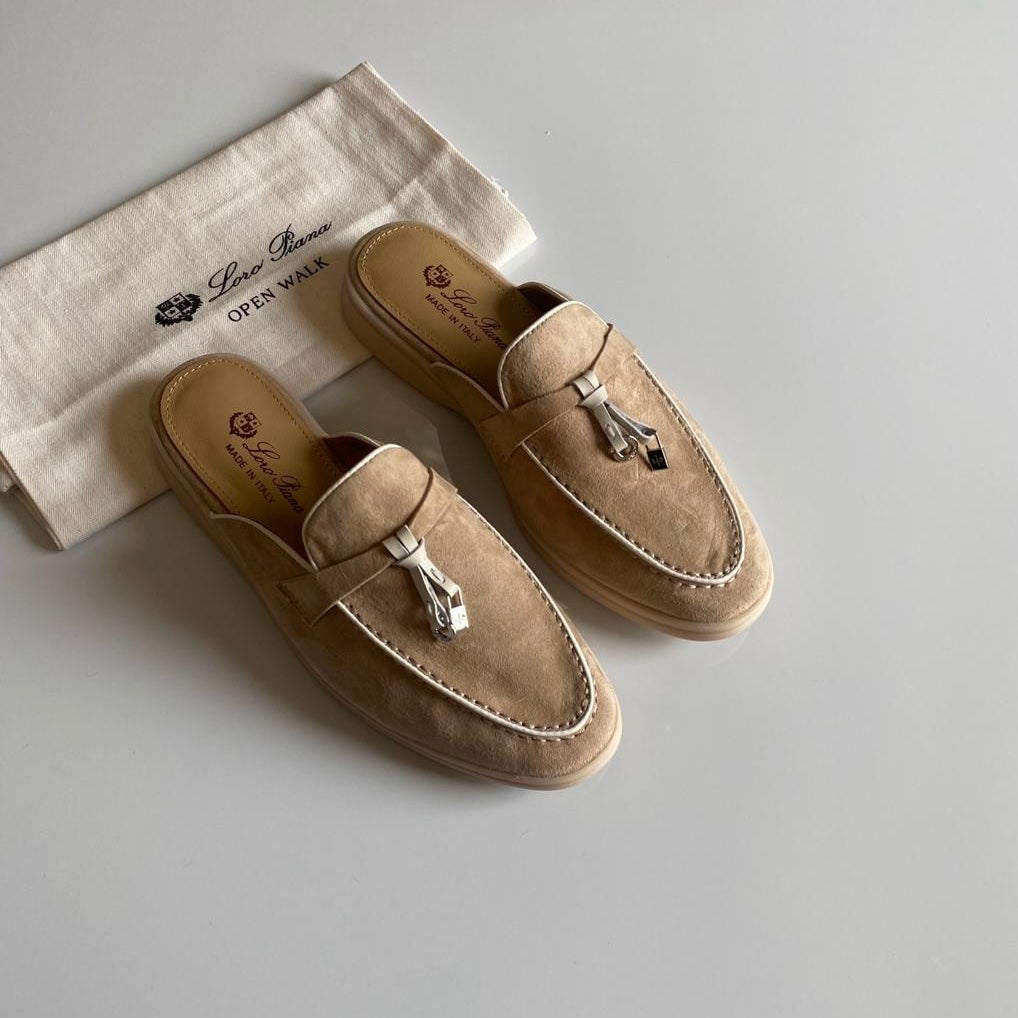 Beige 2 / 36