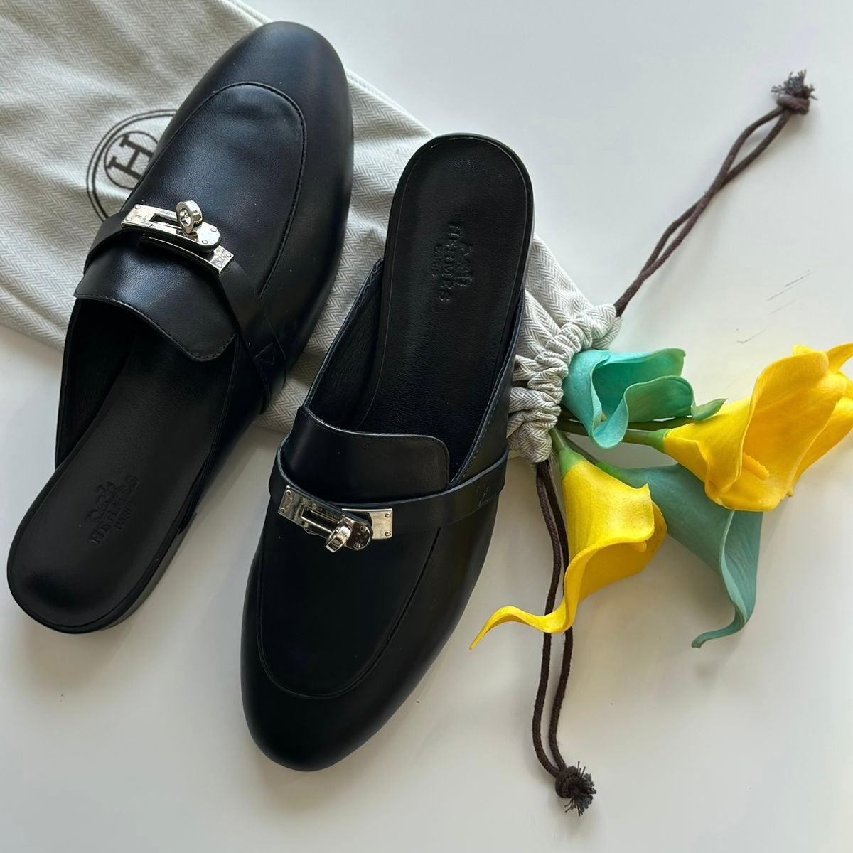 Black / 36