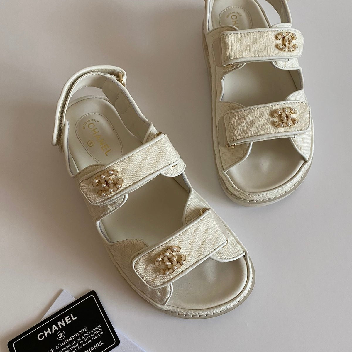 White&gold / 36