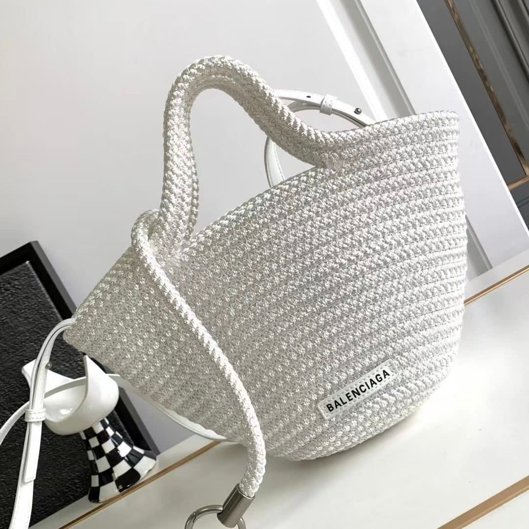 White / Without box