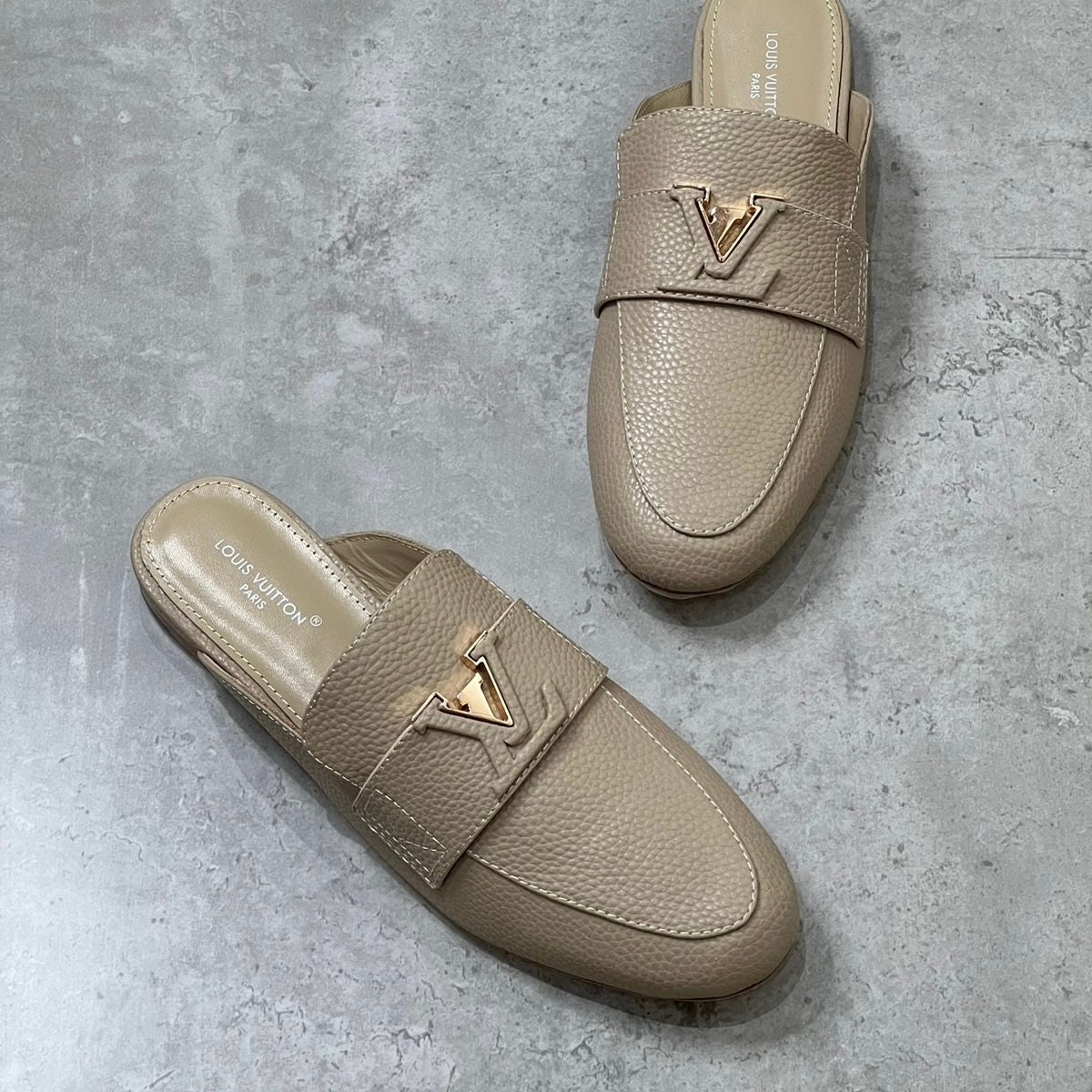 Beige / 36