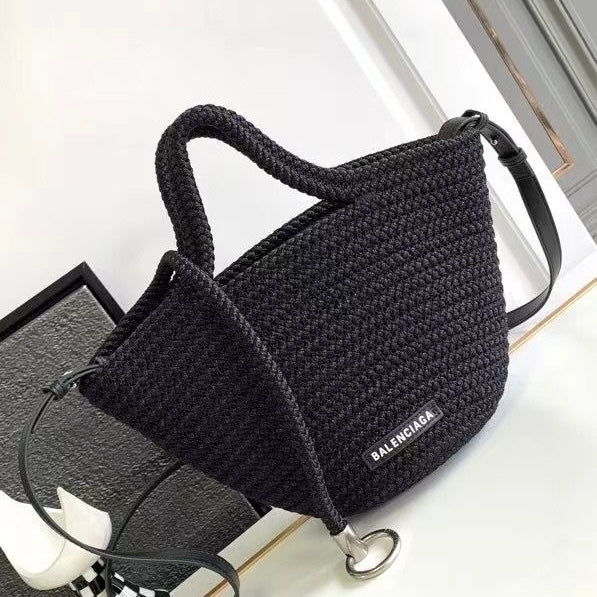 Black / Without box