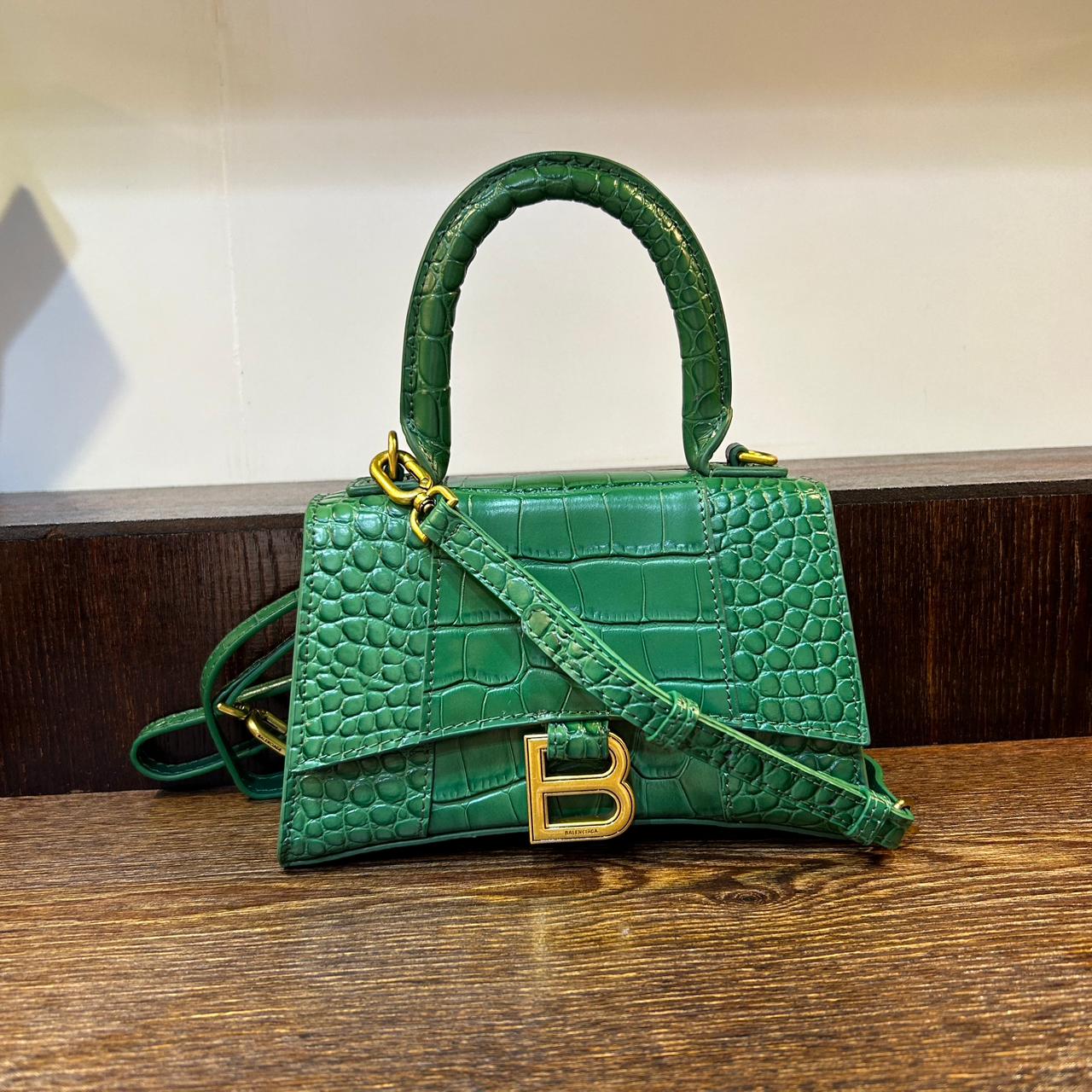 Green / Without box