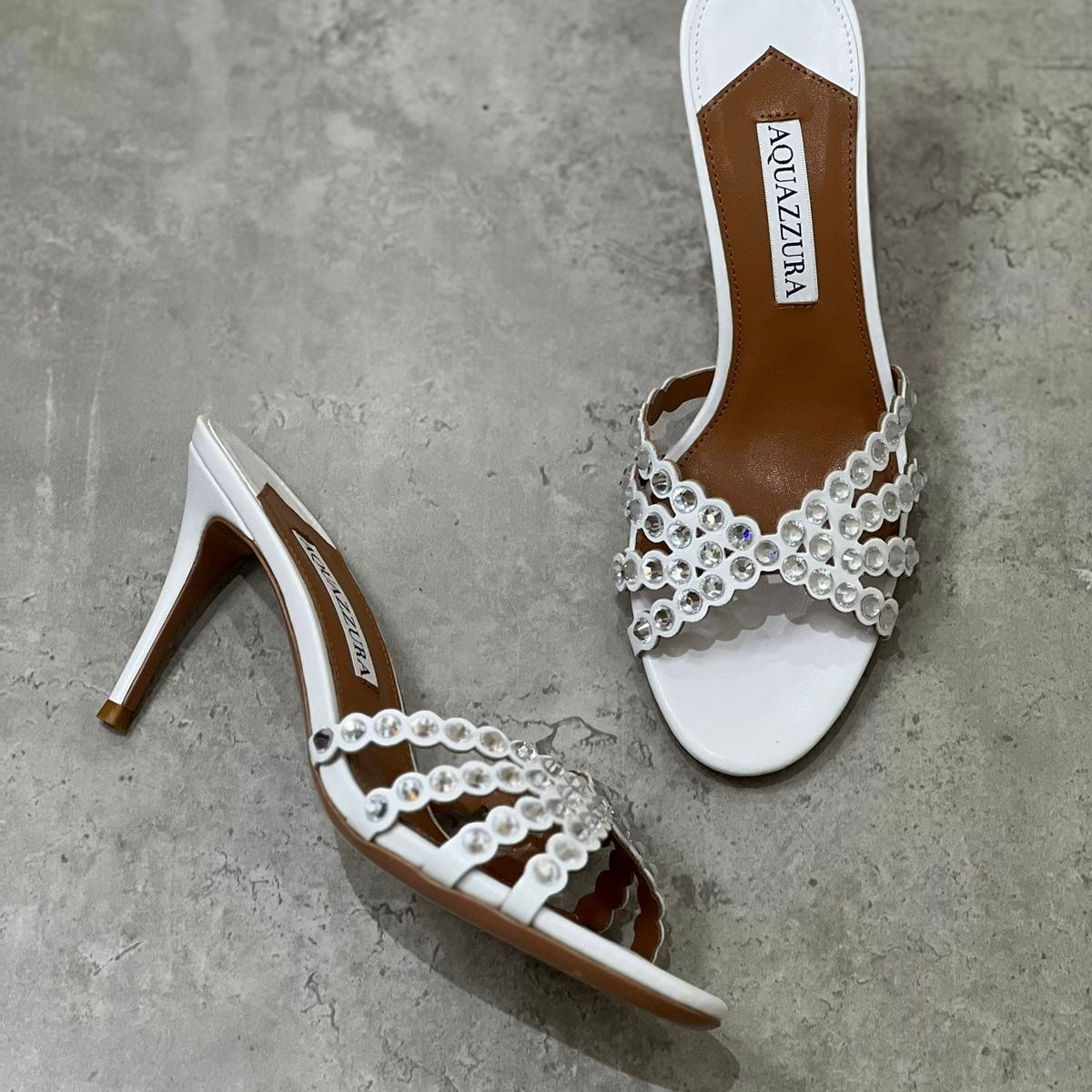 White / 36