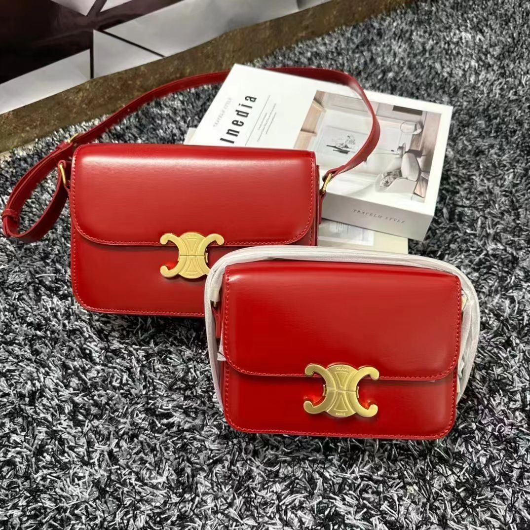 Small / Red