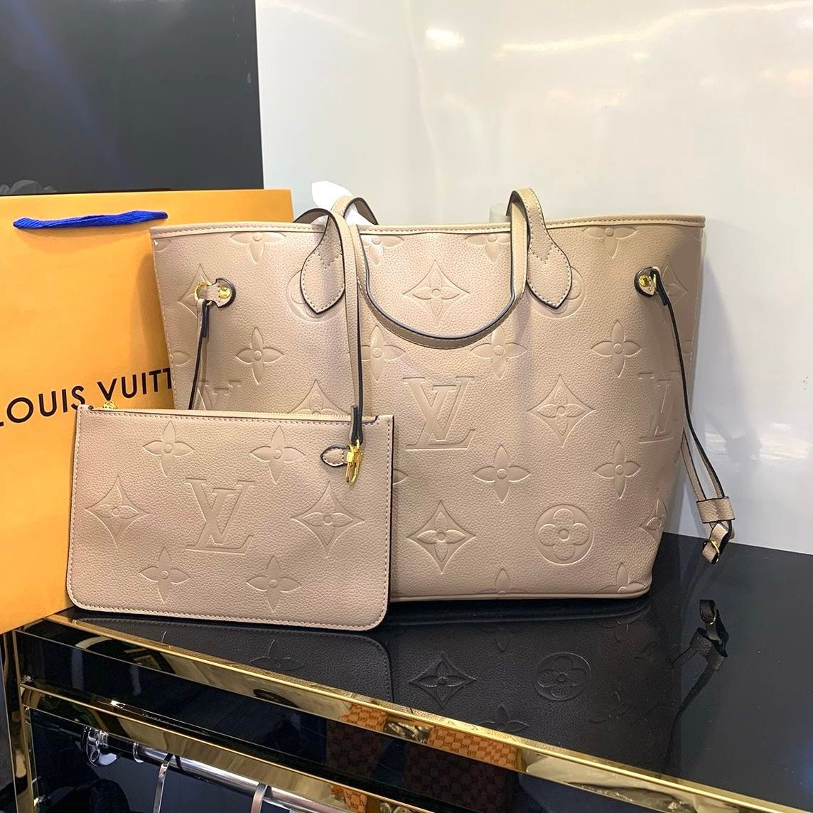 Louis Vuitton Neverfull Tote Style Bag