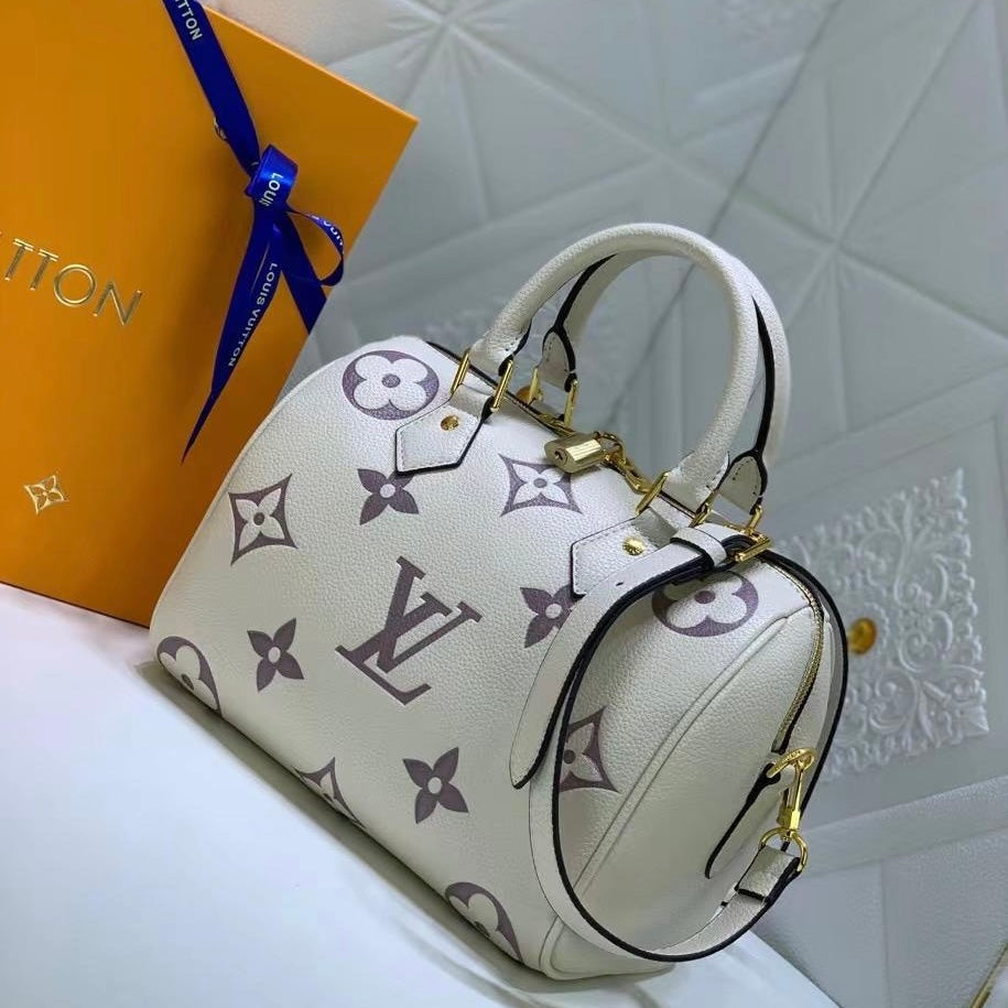 Off white / Without box