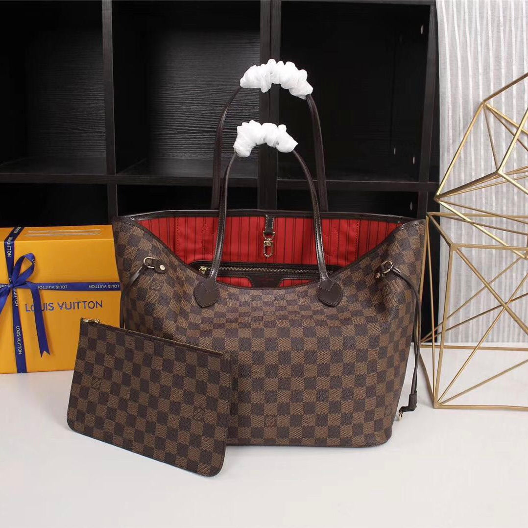 Louis Vuitton Neverfull Bag