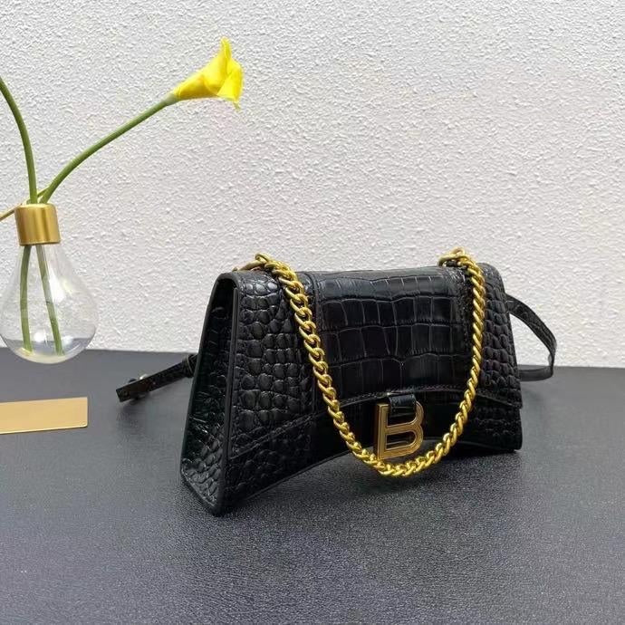 Black Crocodiles Gold