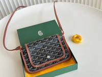 Sleek Bi-Fold Wallet