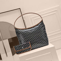 Half-Moon Shoulder Bag
