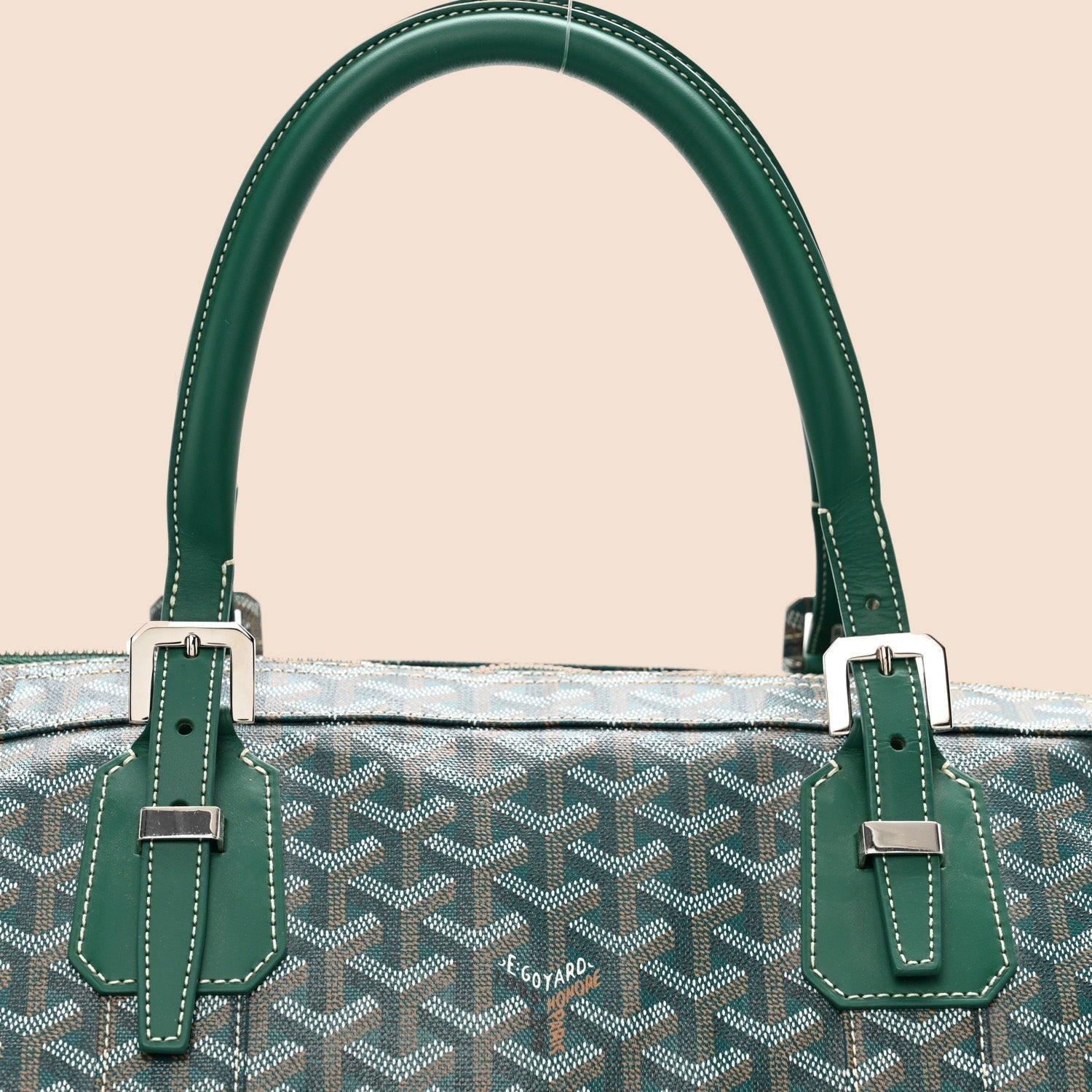 Aventra Luxe Duffle